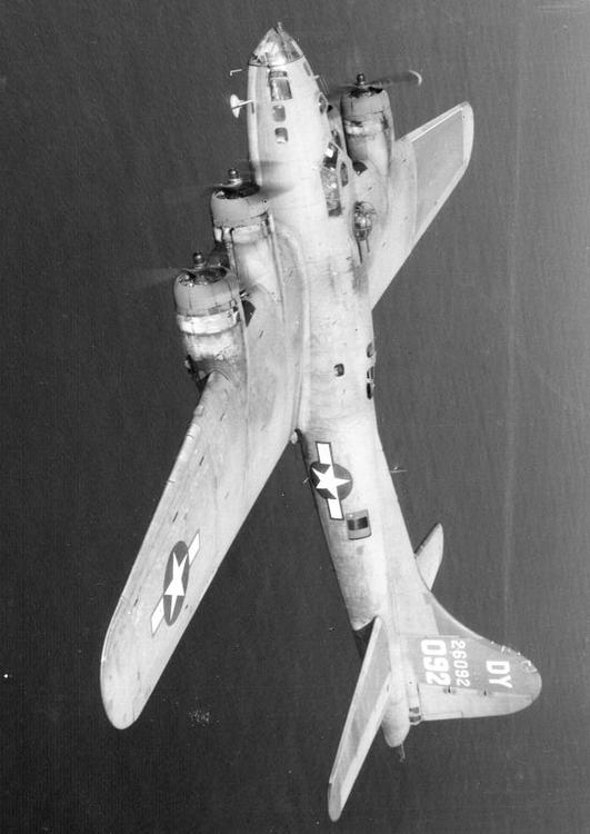 Bombardero B17