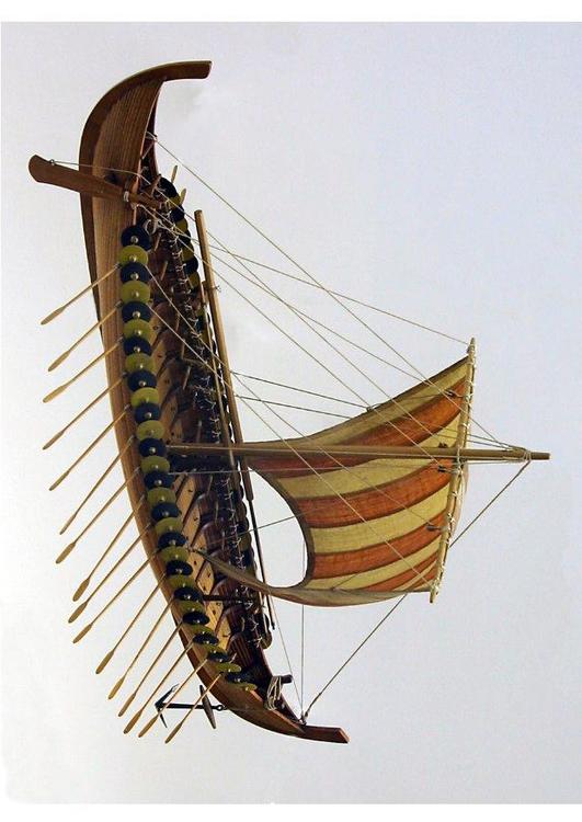 Modelo de barco viquingo Gokstad