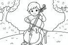 El niño toca el violonchelo