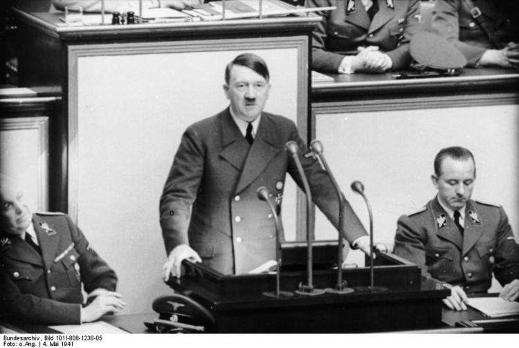 Foto BerlÃ­n - reichstag- discurso de Hitler (2)