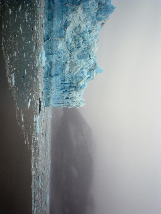 iceberg derritiÃ©ndose