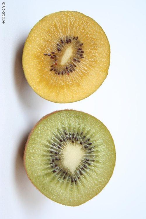 Kiwi verde y amarillo