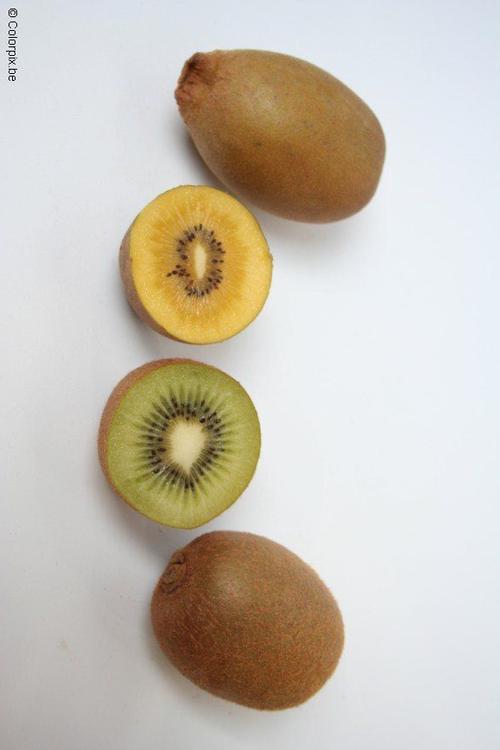 Kiwi verde y amarillo