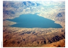 Lago en desierto