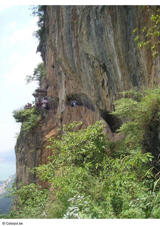 Pasaje en roca