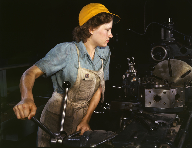 Foto trabajadora de fÃ¡brica - 1942