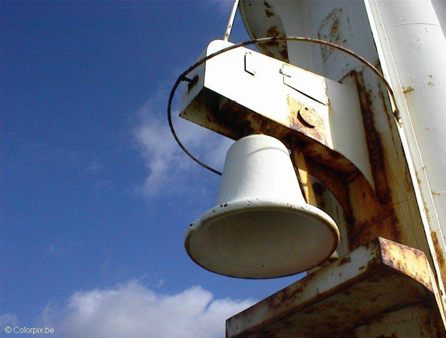 Foto campana en faro