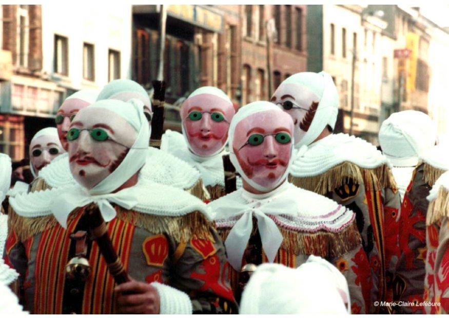 carnaval de gilles en binche Foto carnaval de gilles en binche