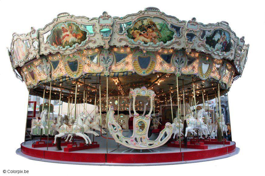 Foto carrusel de caballitos
