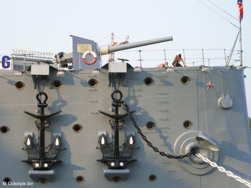 Foto barco de guerra aurora