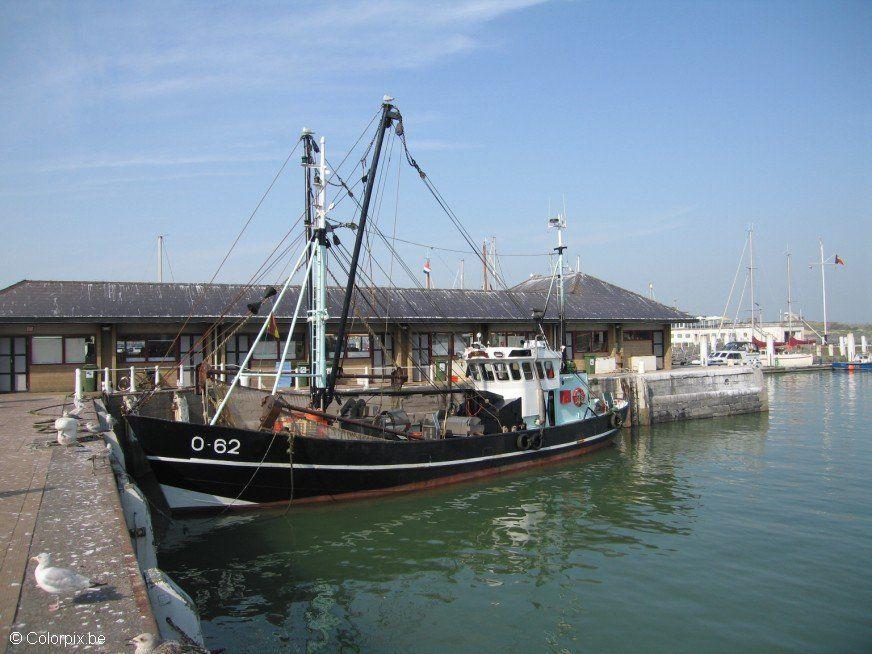 Foto barco de pesca