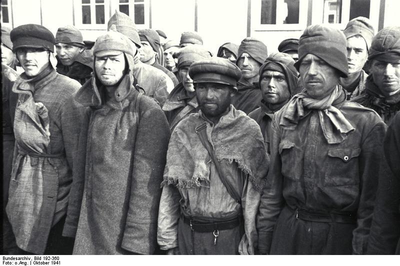 Foto campo de concentraciA³n mauthausen - prisioneros de guerra rusos (2)