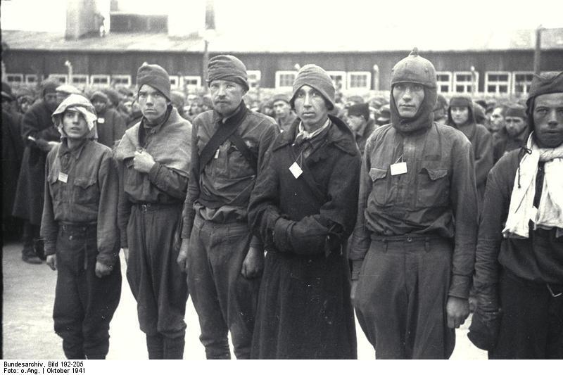 Foto campo de concentraciA³n mauthausen - prisioneros de guerra rusos (3)