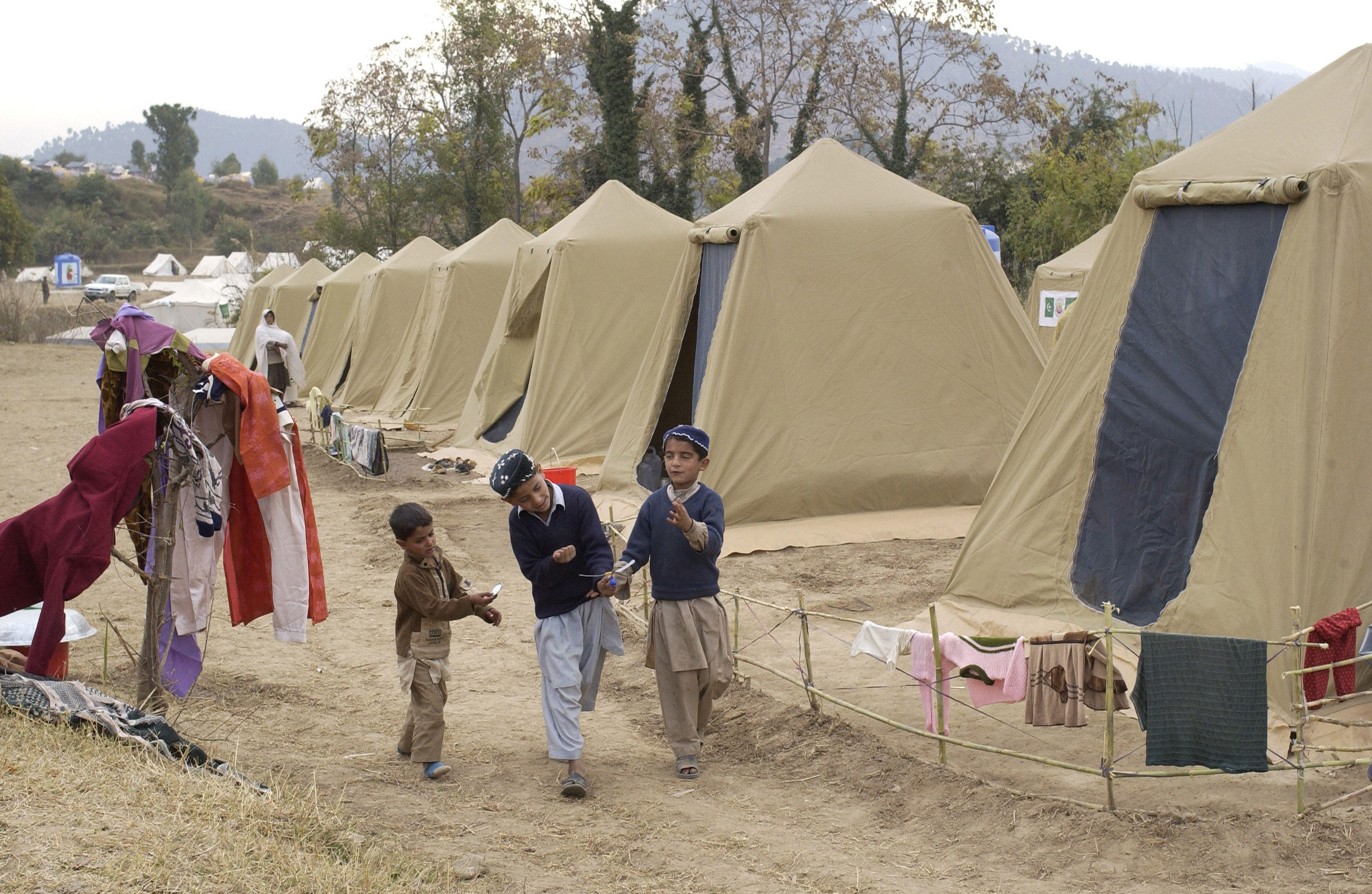 Foto campo de refugiados - pakistA¡n 