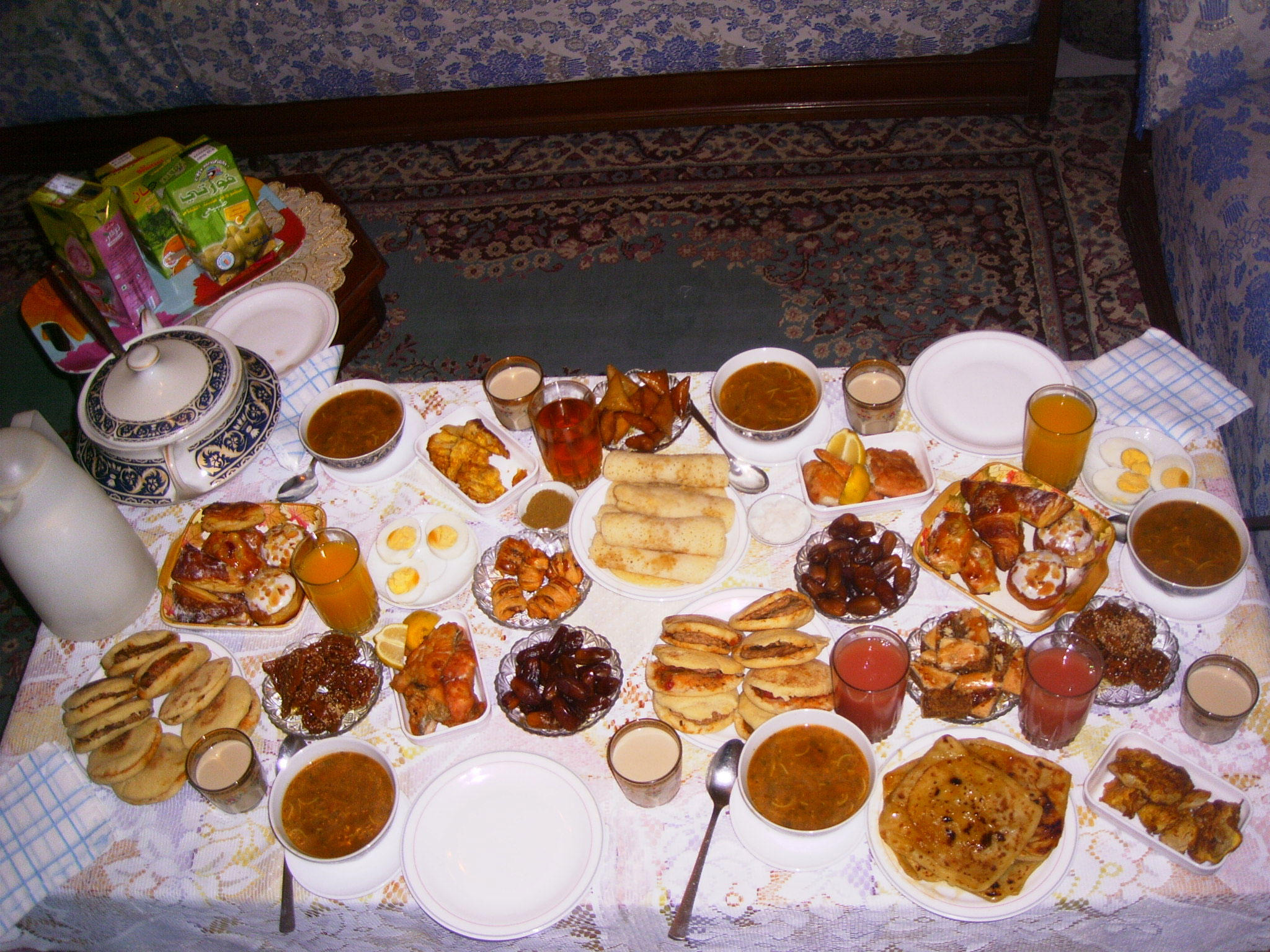 Foto comida tradicional de ramadA¡n