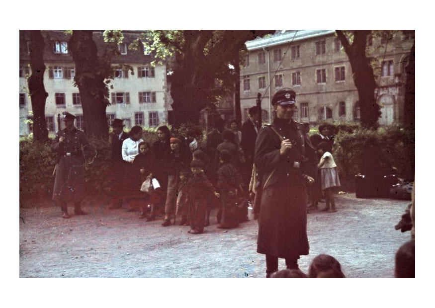 Foto gitanos de roma deportados