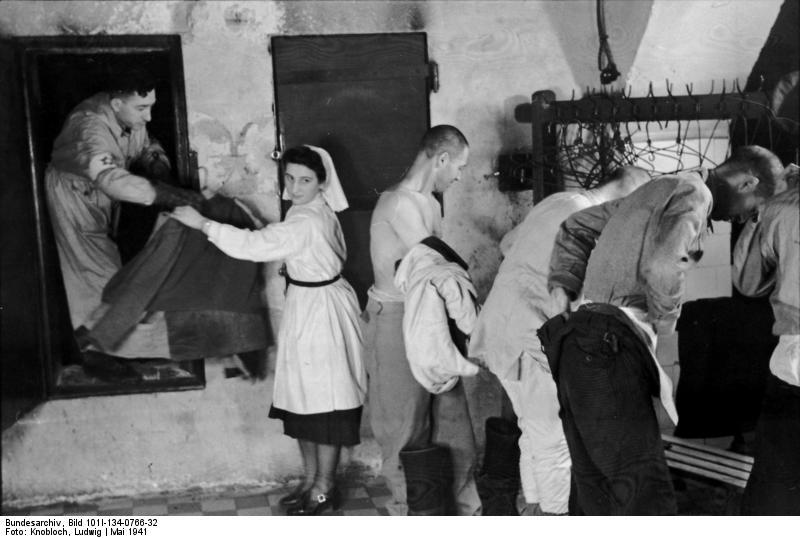 polonia - gueto warschau - cambio de ropa Foto polonia - gueto warschau - cambio de ropa